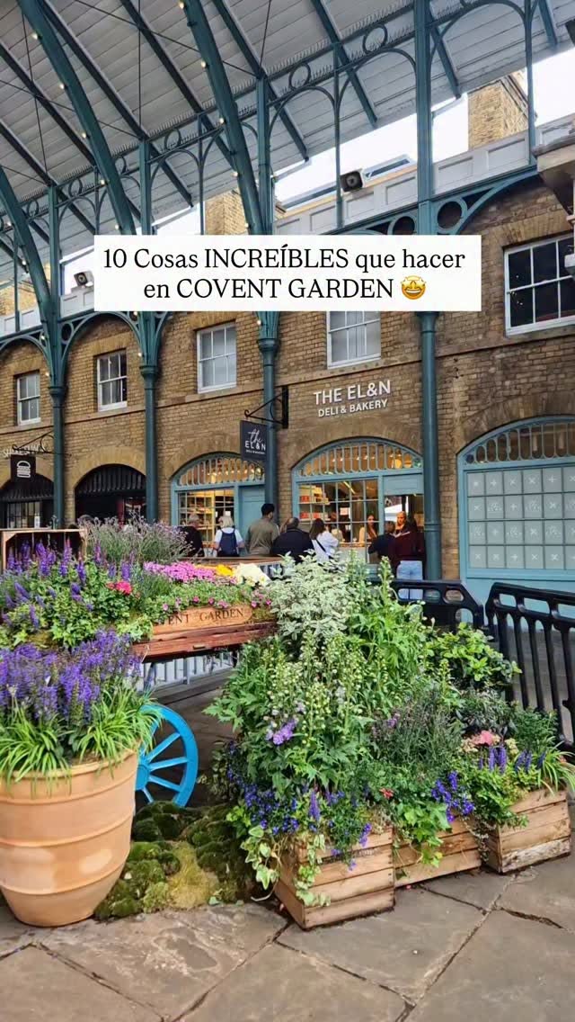 Covent Garden's Colorful Spots and Unique Finds