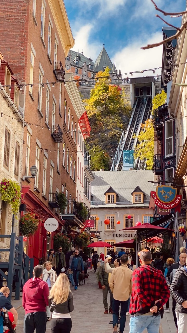 Québec City's Charm: Old Town and Funicular