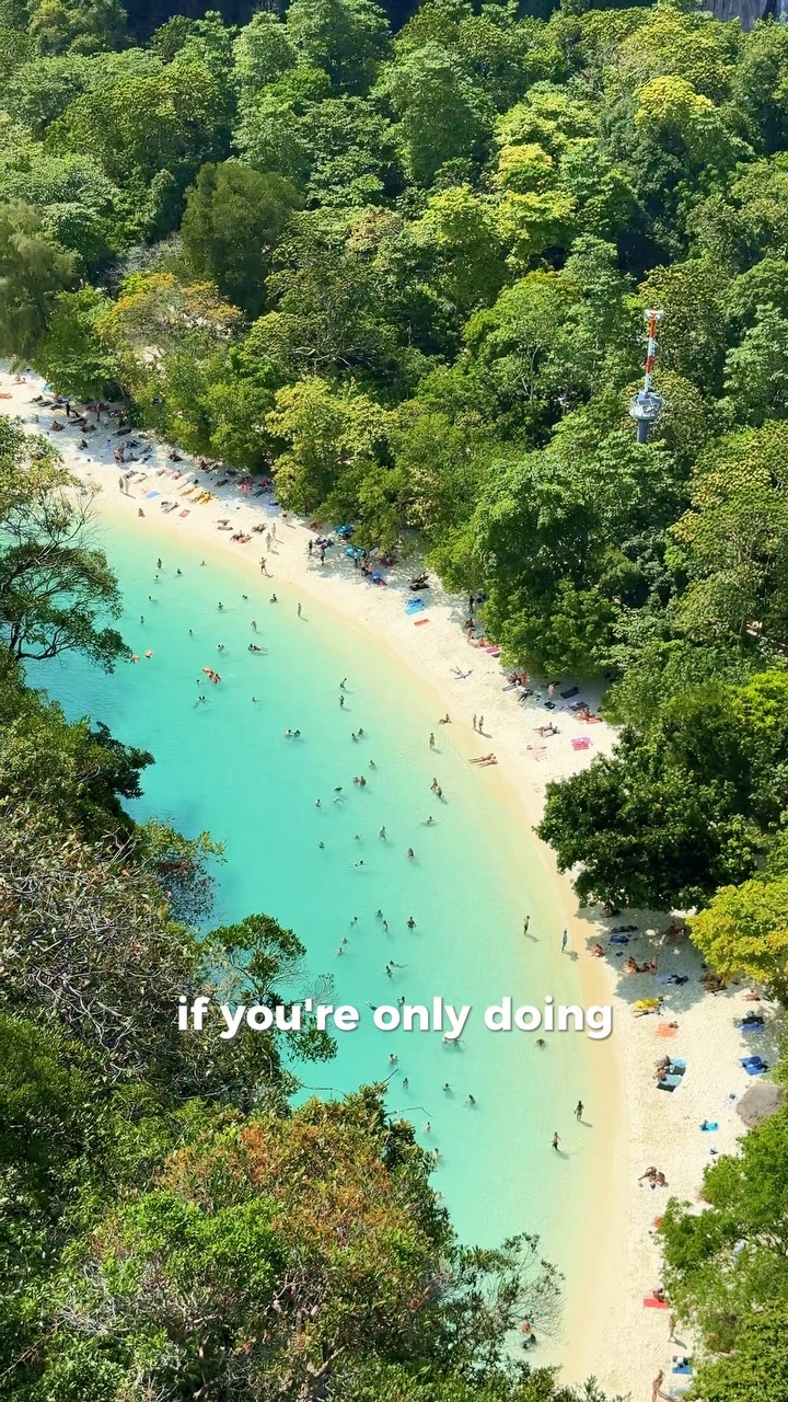 Hong Island's Scenic Spots And Views