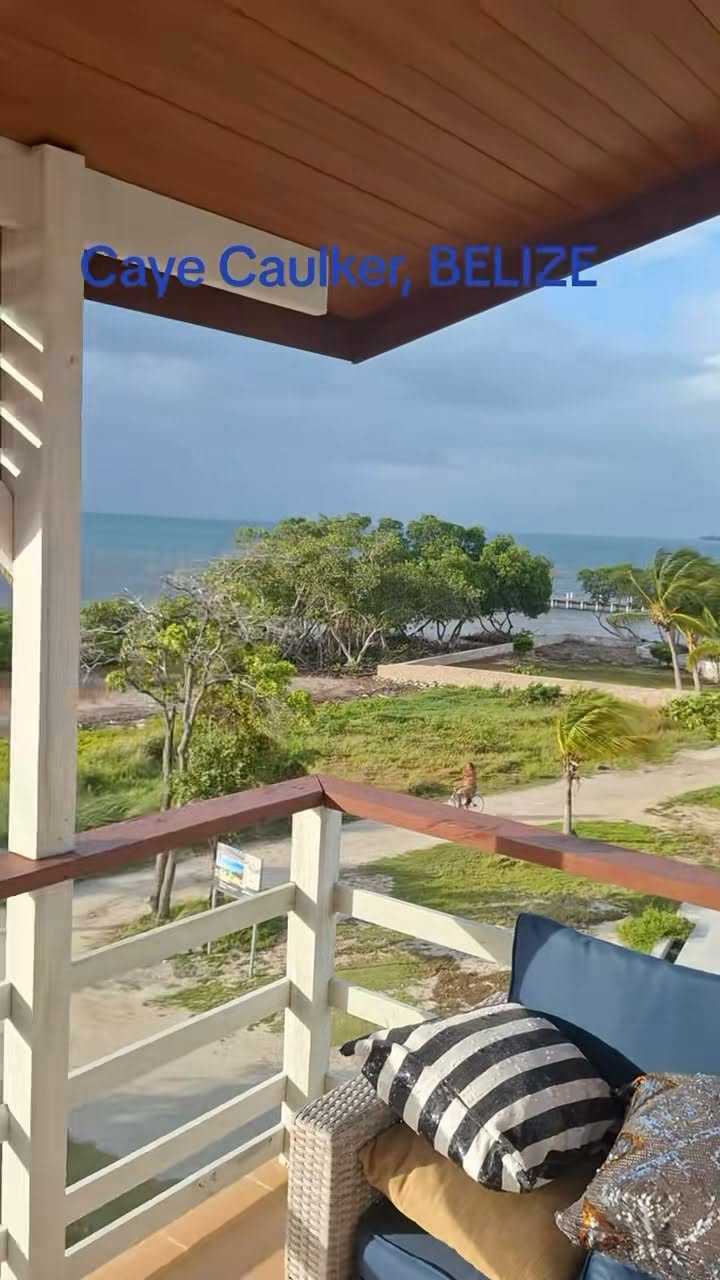 Caye Caulker: Caribbean Paradise Island