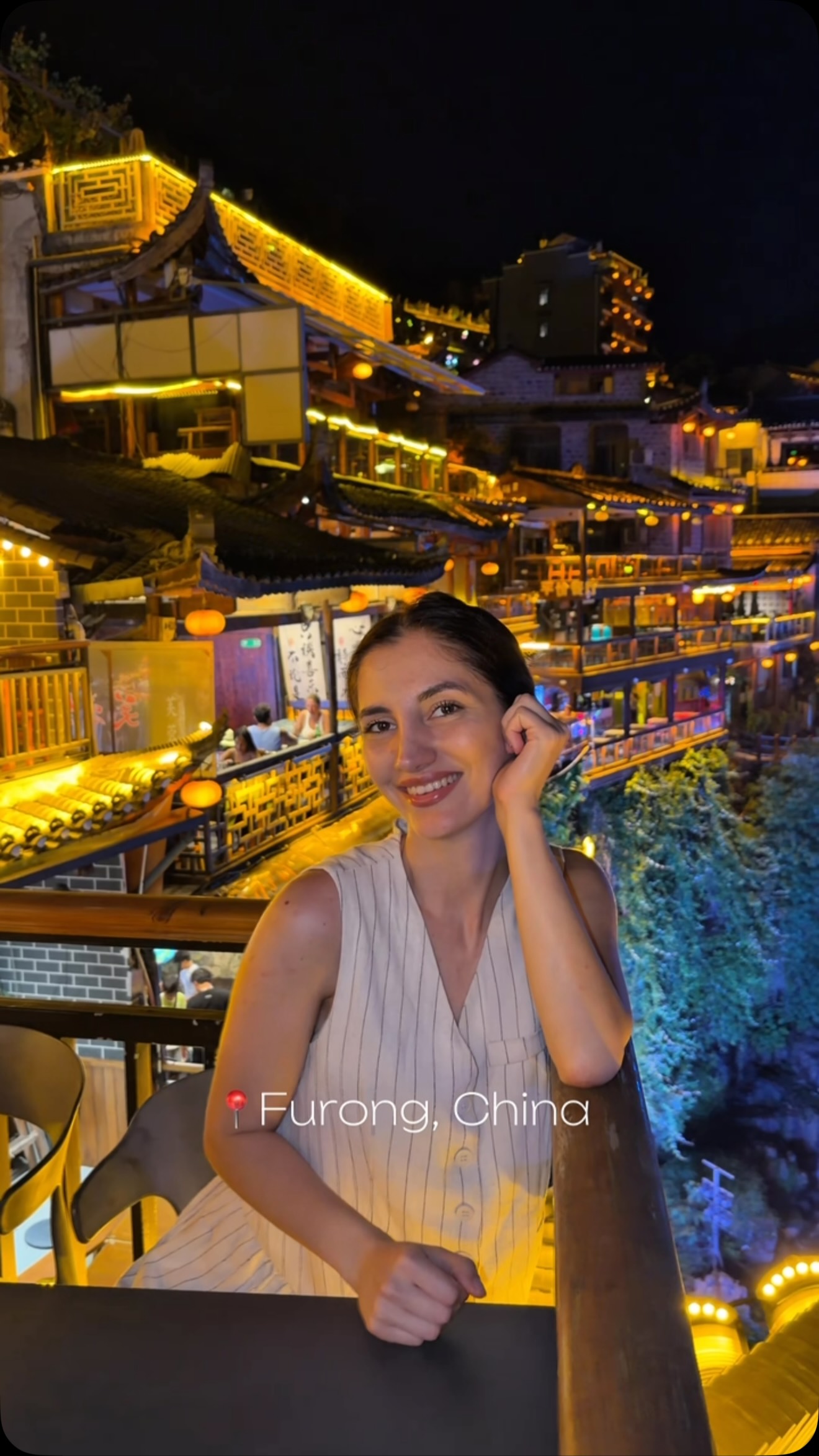 Furong Town: A Scenic Chinese Destination