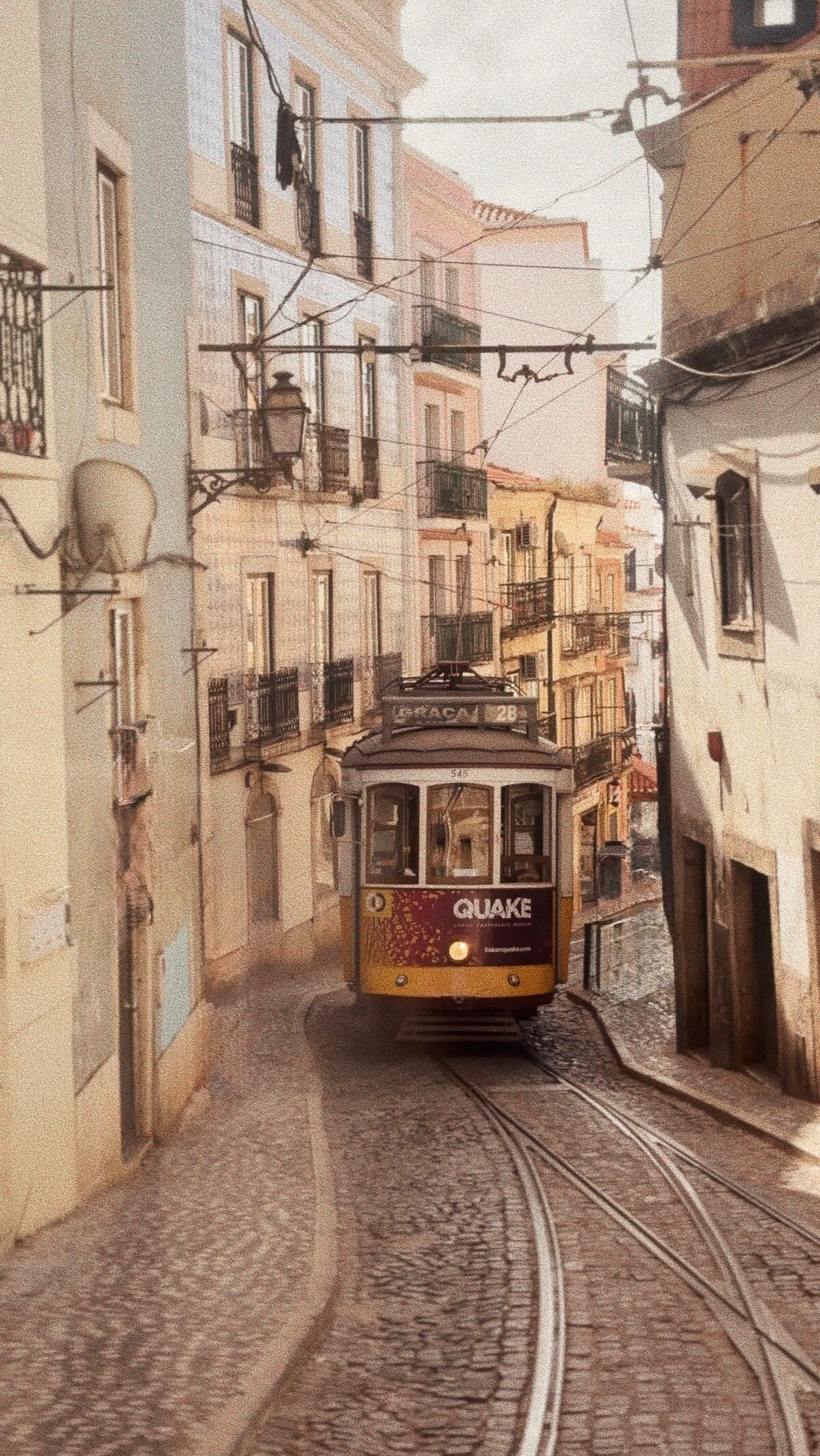 Lisbon's Tram 28: Tips for a Seat