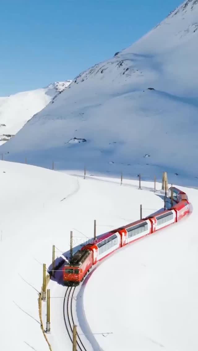 Swiss Train Journeys Through Alpine Wonders