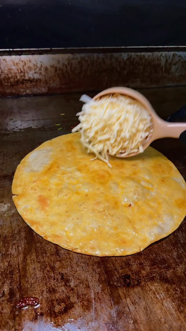 Birria Pizza Preparation Video