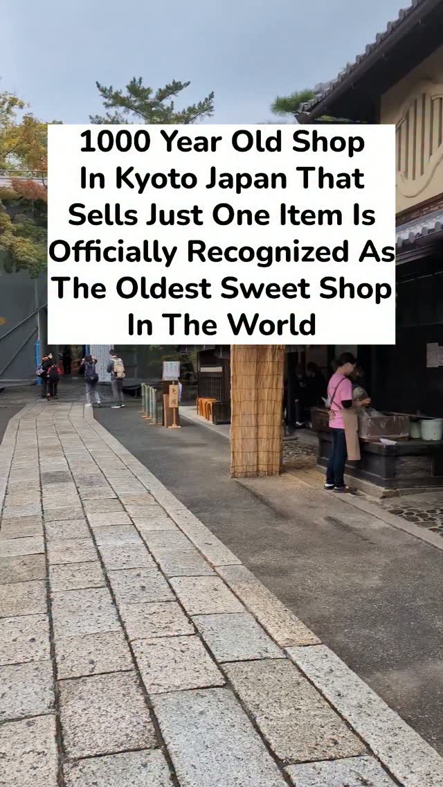 World's Oldest Sweet Shop Specializes In Aburi Mochi
