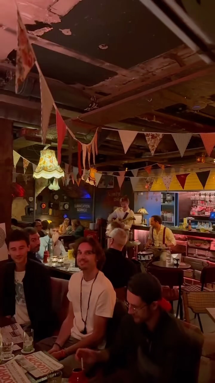 Cahoots: An Underground 1940s London Cocktail Bar