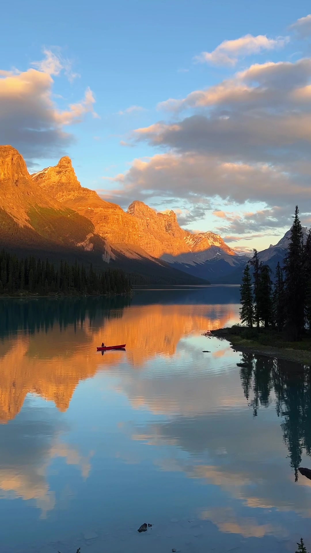 Canadian Rockies Natural Wonders