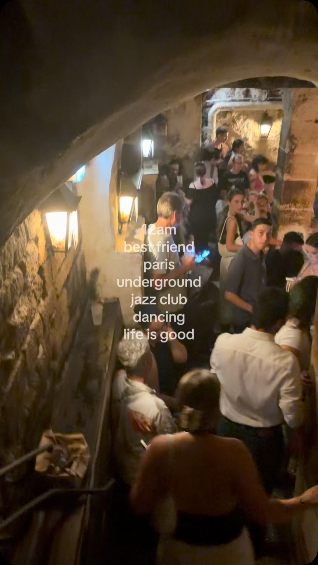 Parisian Underground Jazz Club Experience