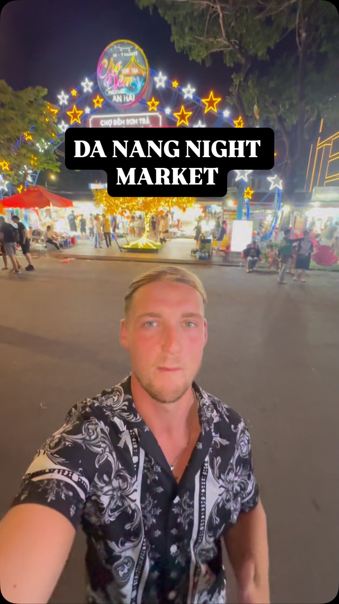 Dragon Bridge and Son Tra Night Market's Unique Vending