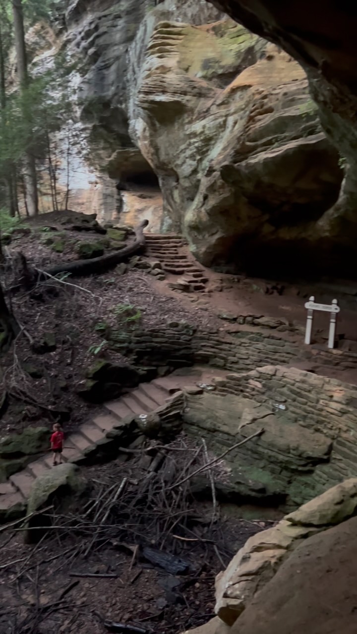 Hocking Hills State Park's Natural Wonders