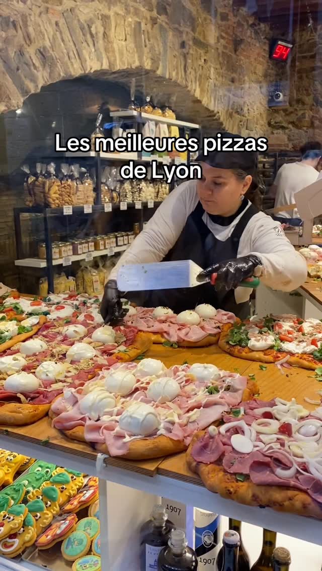 Five Top Pizzerias in Lyon