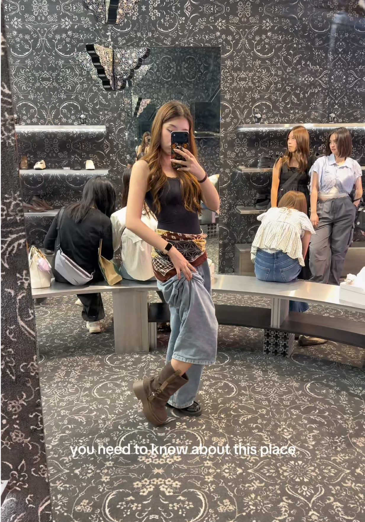 Korean Shoe Stores Offer Trendy Styles