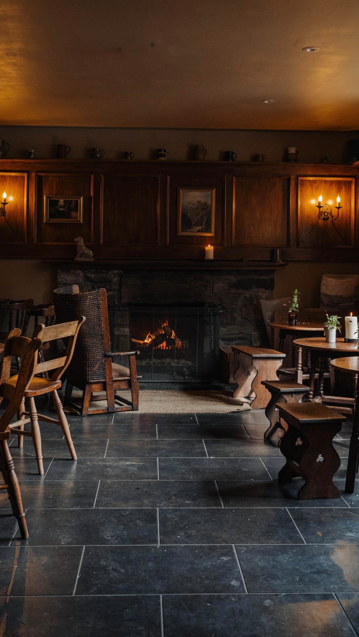 Historic Scottish Pubs For Cozy Getaways