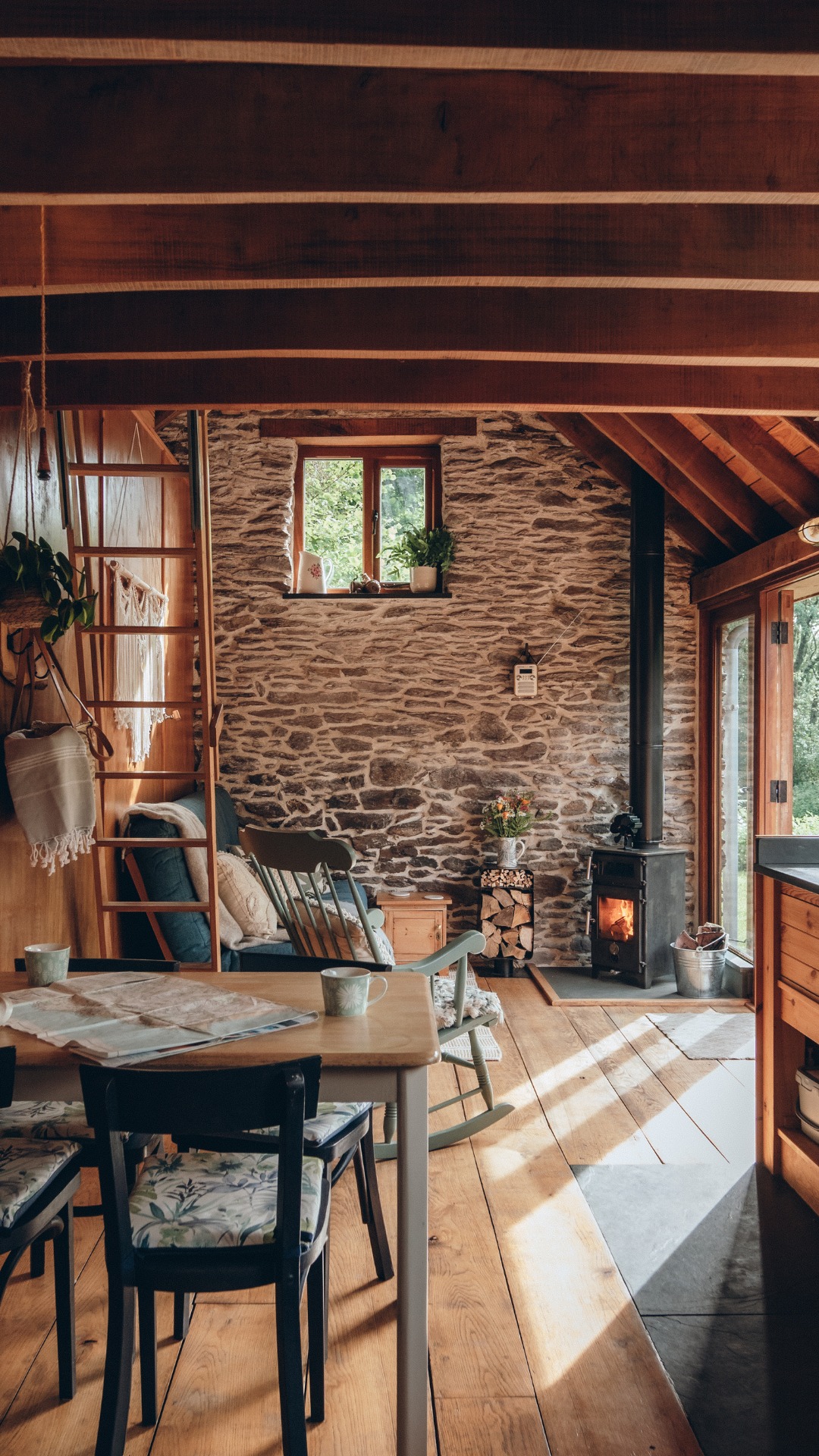 Cozy Autumn Dog-Friendly Getaway