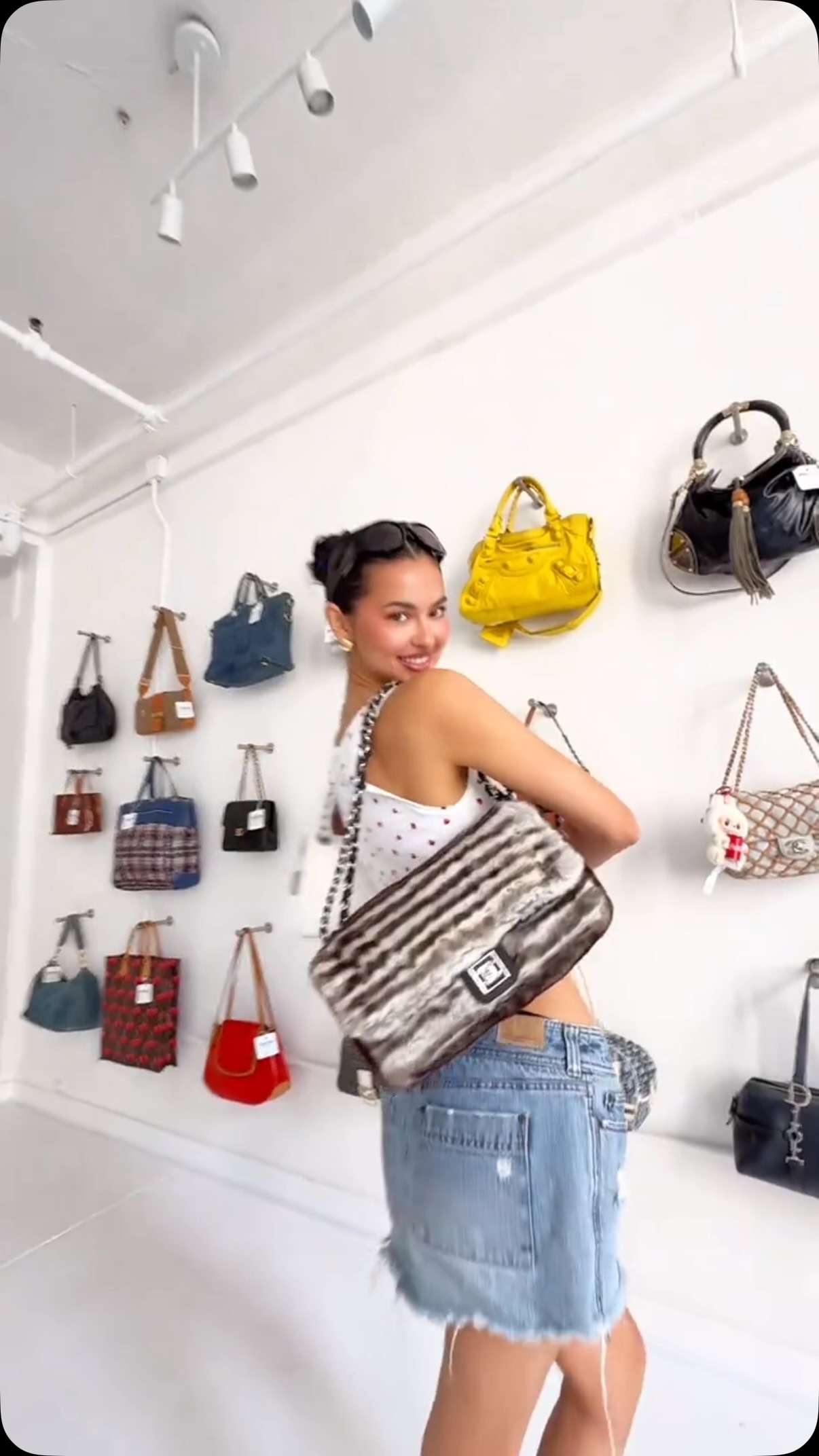 Vintage Designer Handbags at Rebelonging