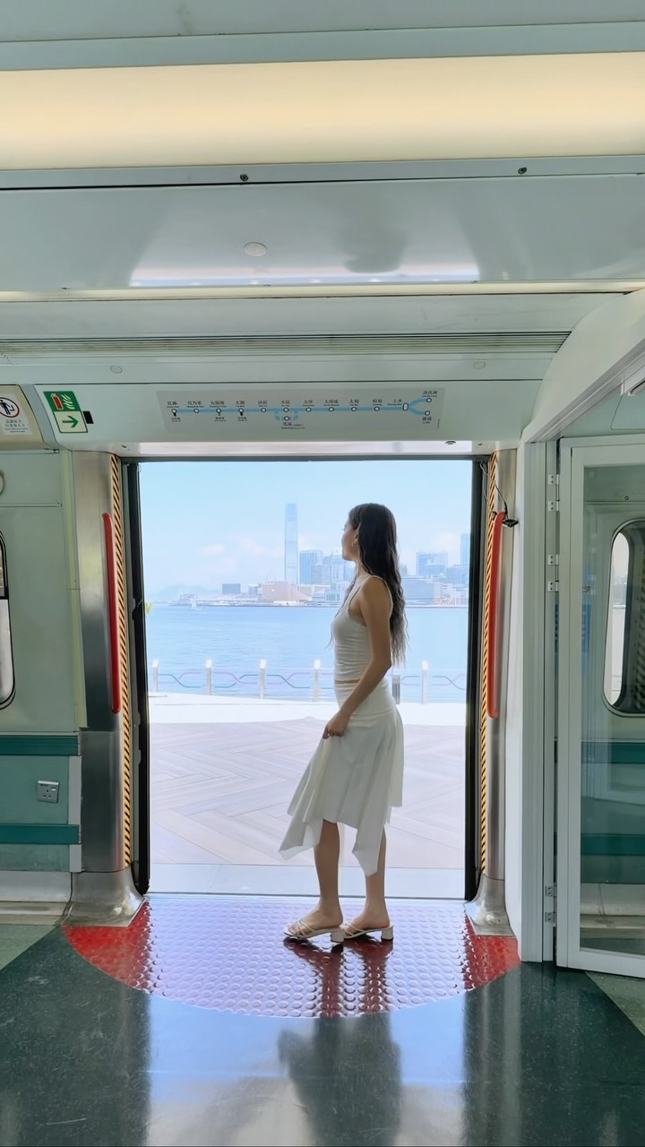 Harbour Station Offers Best Exit View
