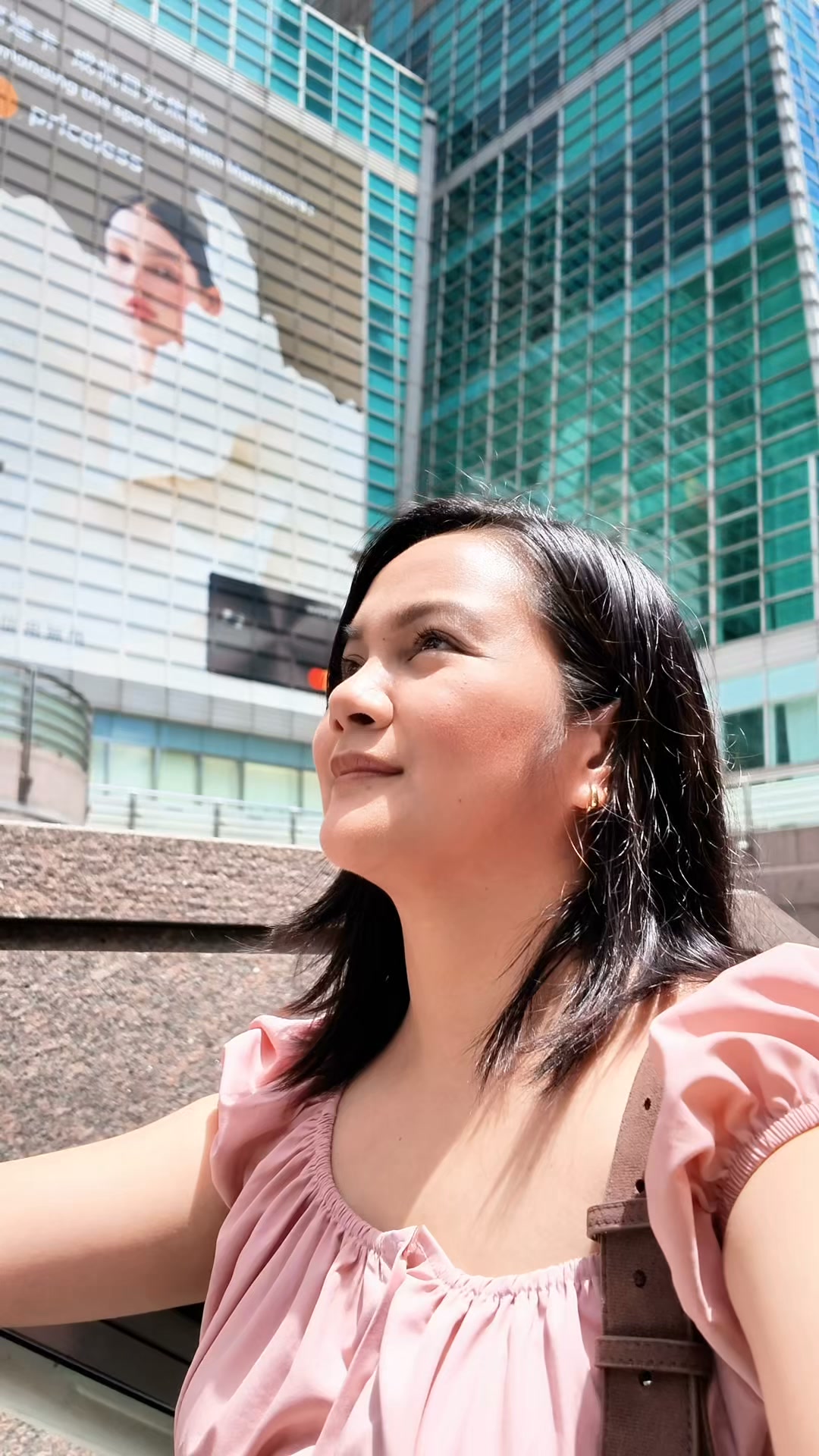 Taiwan's Iconic Structures And Cafes