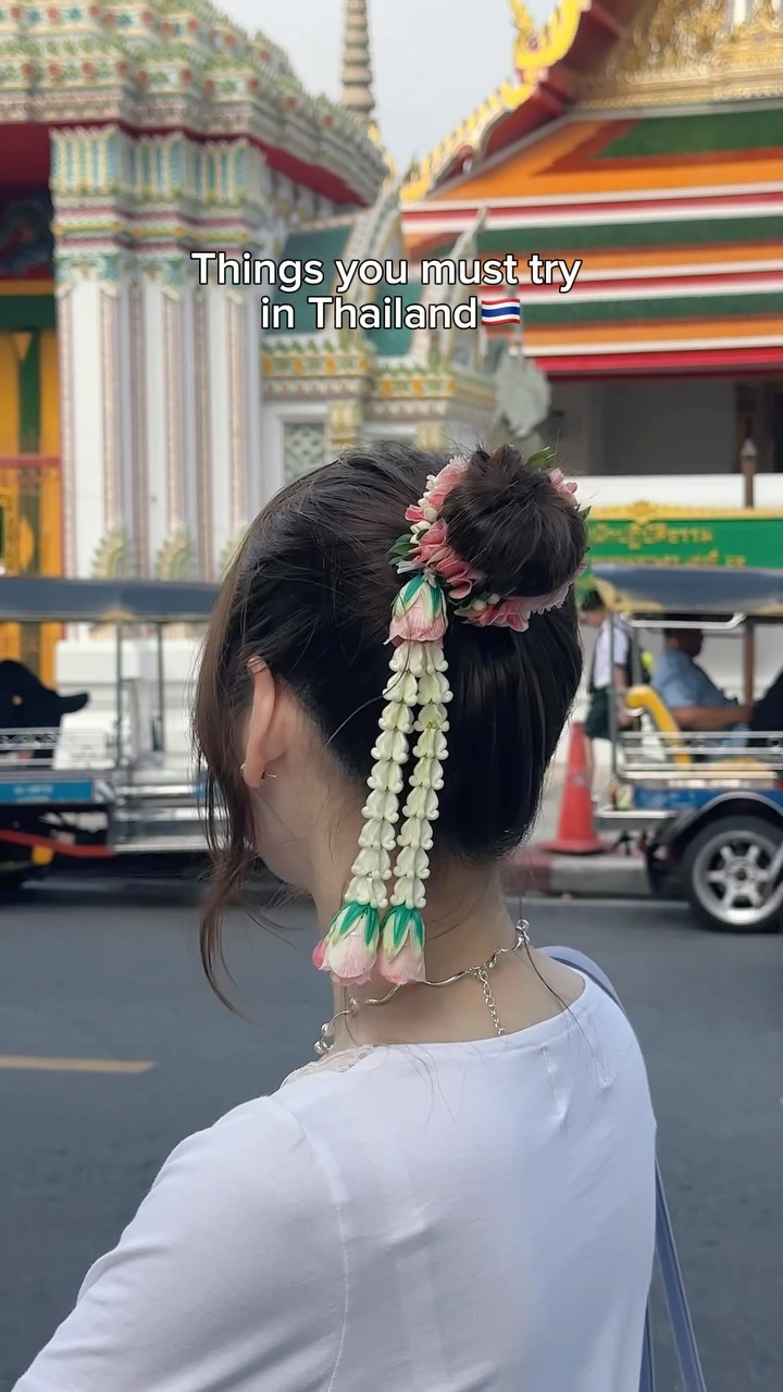 Bangkok Flower Market's Hair Garland and Ice Cream Spot