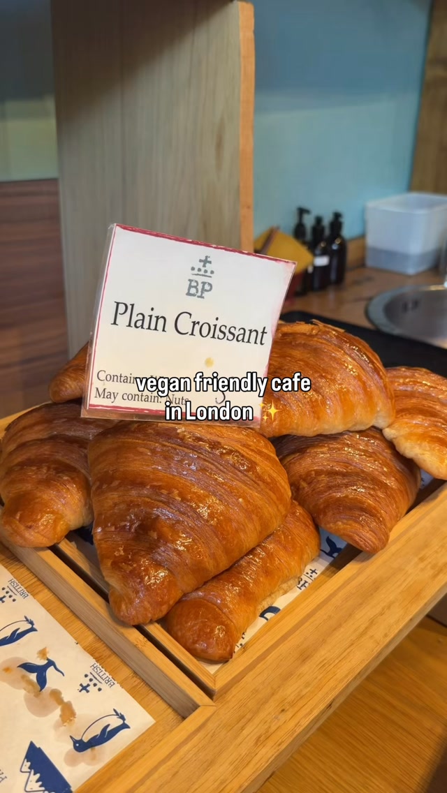 London Cafe Serves Vegan Croissants and Pastries