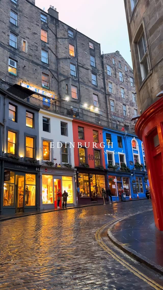 Edinburgh Attractions, Shops, and Views