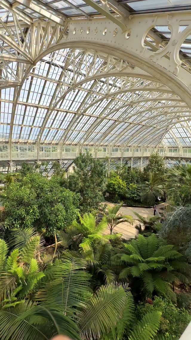 Kew Gardens: A Botanical Wonderland