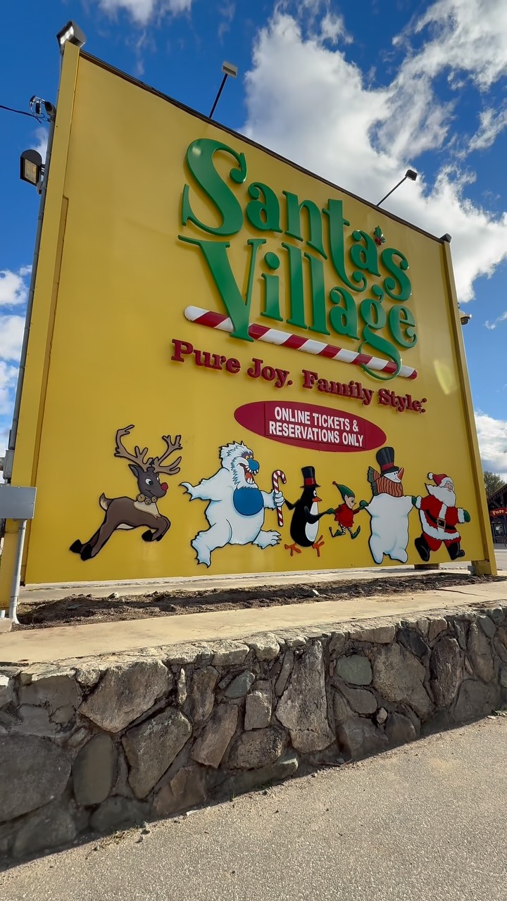 Christmas Themed Amusement Parks Feature Reindeer