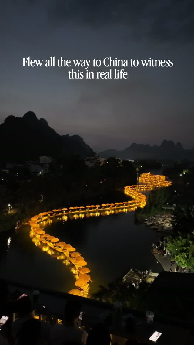 Riverside Views And Evening Shows In Guilin