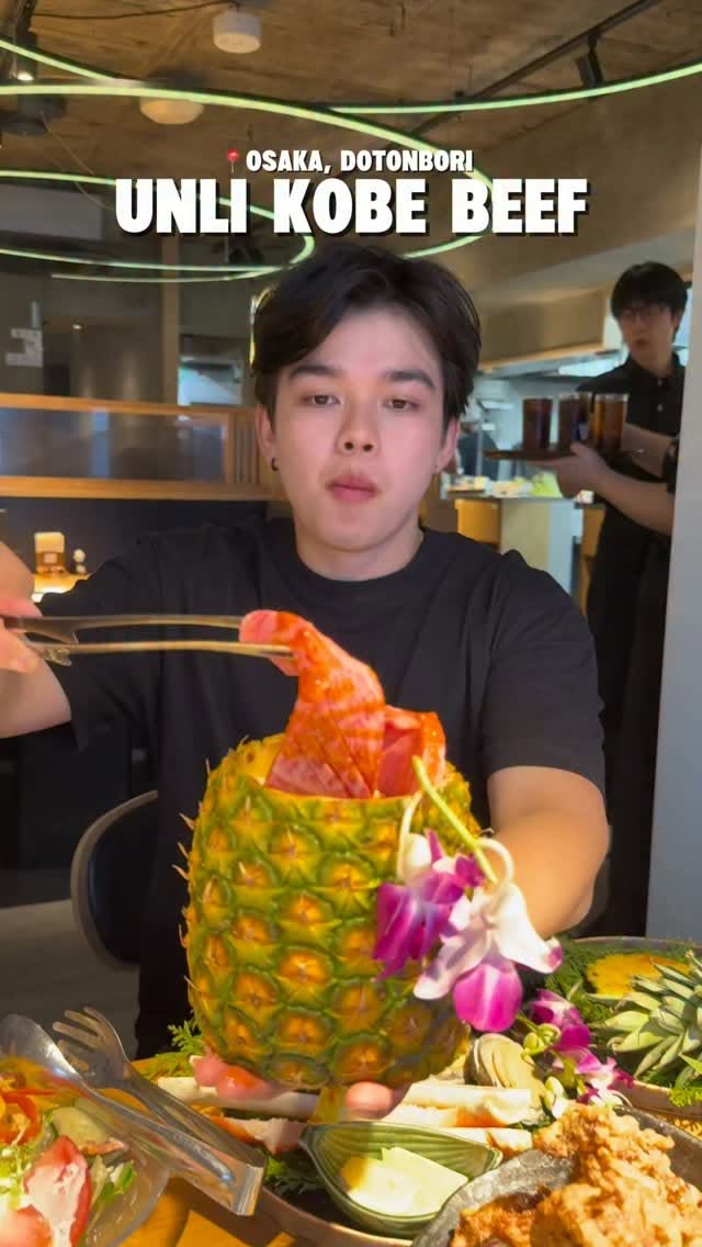 Osaka Restaurant Offers Unlimited Kobe Beef and Seafood
