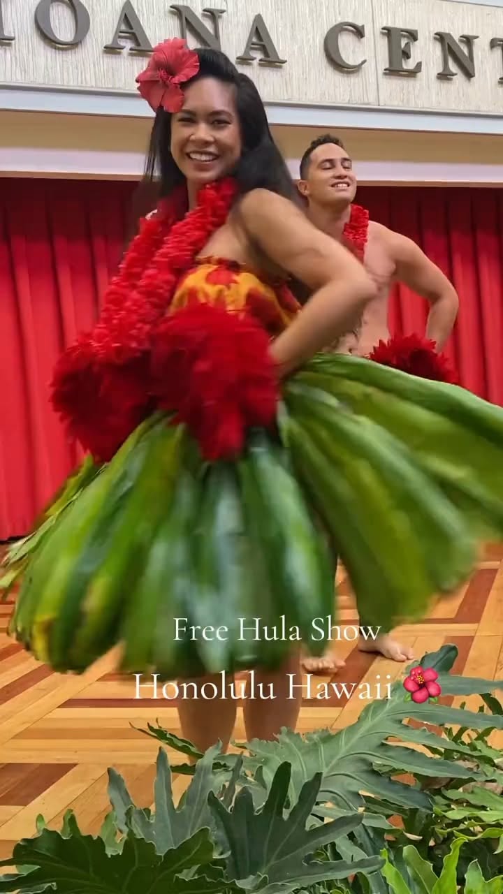 Free Oahu Attractions: Hula, Hikes, and Markets