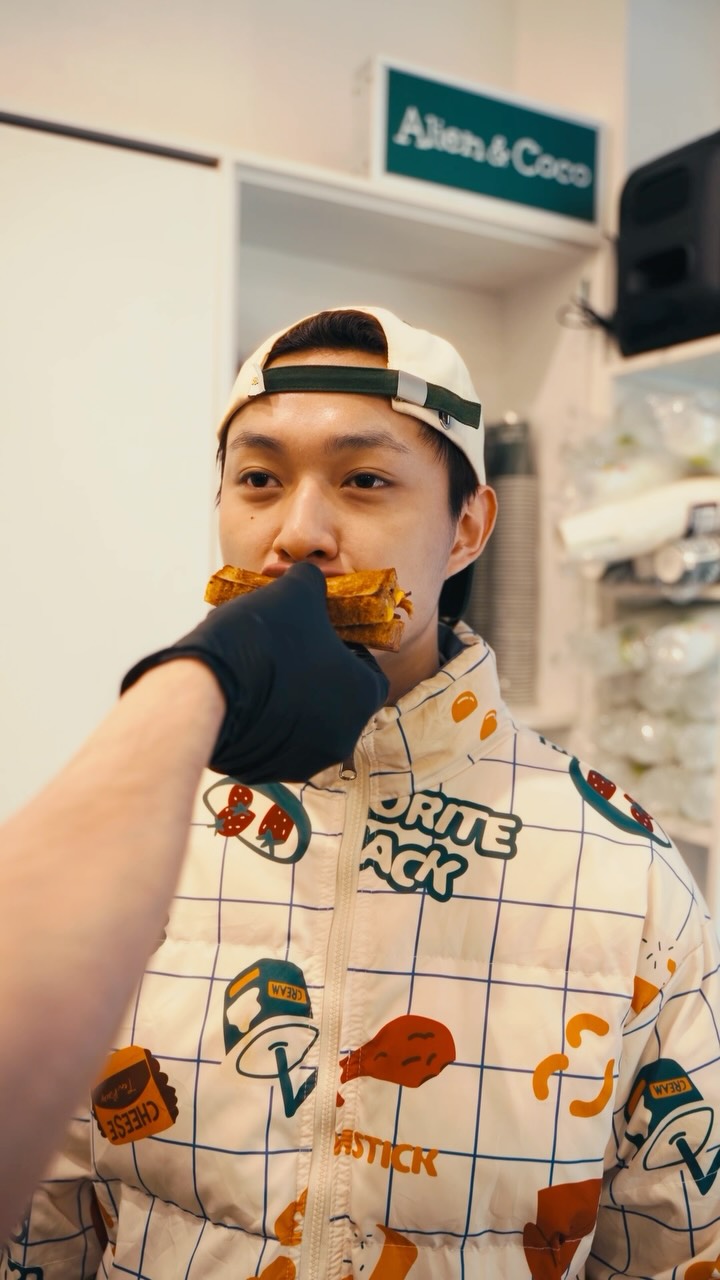 Melbourne Cafe Serves Korean BBQ Cheesesteaks