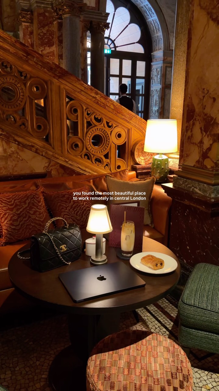 Central London Hotels With Beautiful Work-Friendly Lobbies