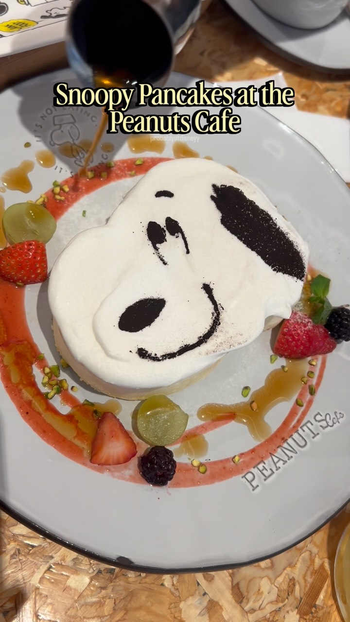 Tokyo's Peanuts Cafe Features Snoopy-Themed Treats