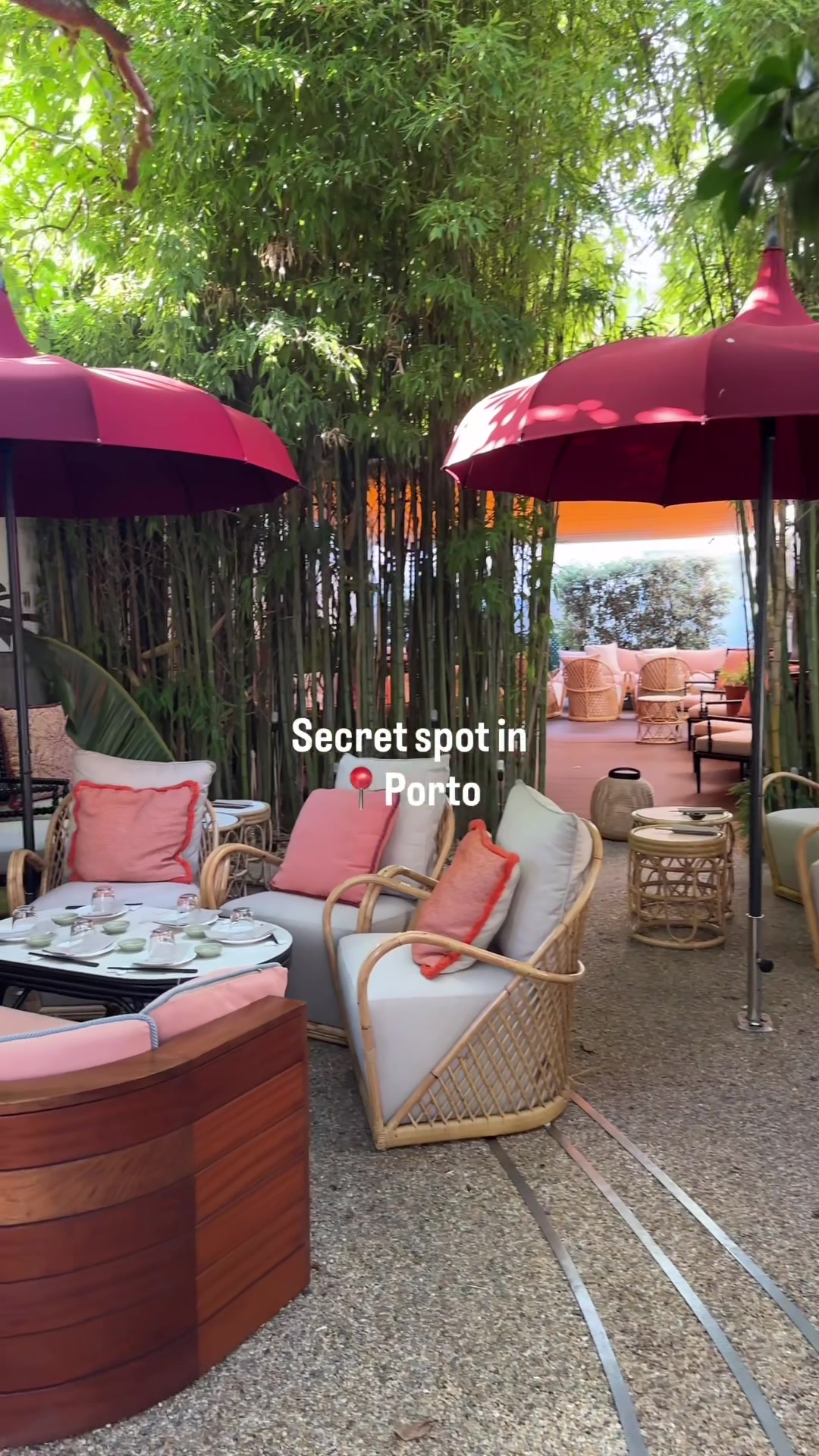 Secret Garden Cocktail Bar in Porto