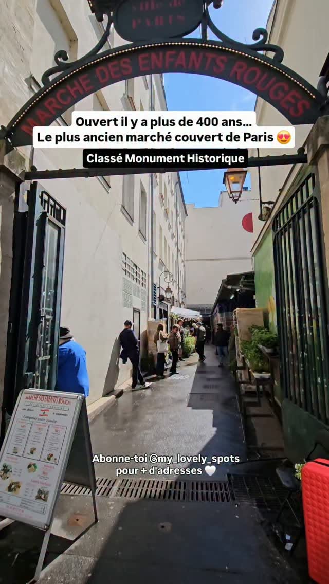 Historic Parisian Market Offers Global Cuisine