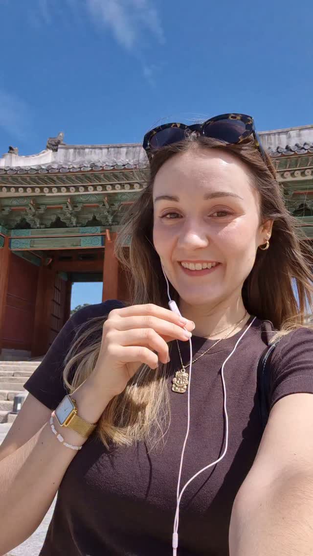 Seoul's Royal Palace, Modern Art, and Tea