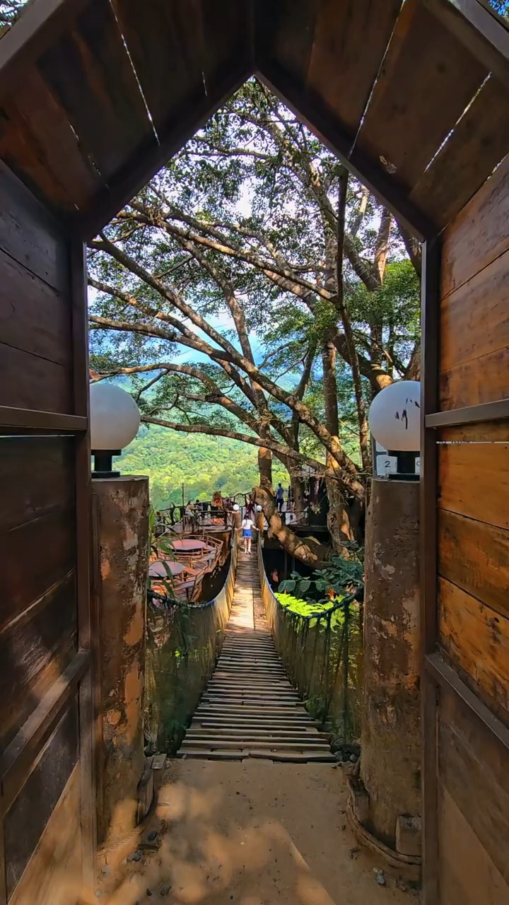 Magical Chiang Mai: Fantasy Destinations in Thailand