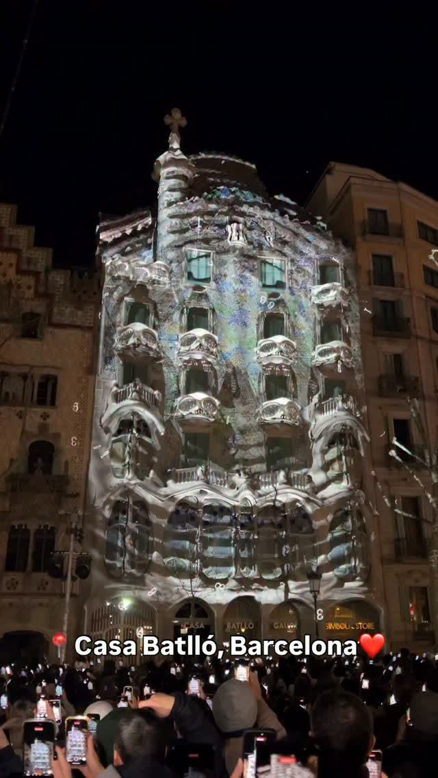 Casa Batlló's Distinctive Architectural Design
