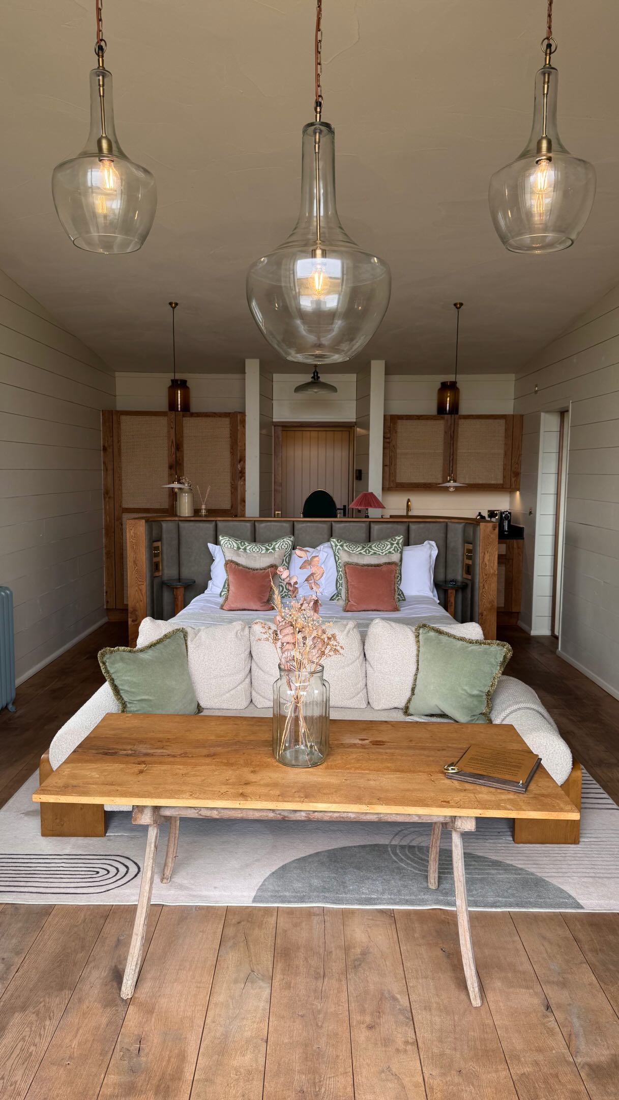 Countryside Escape With Cozy Cinema