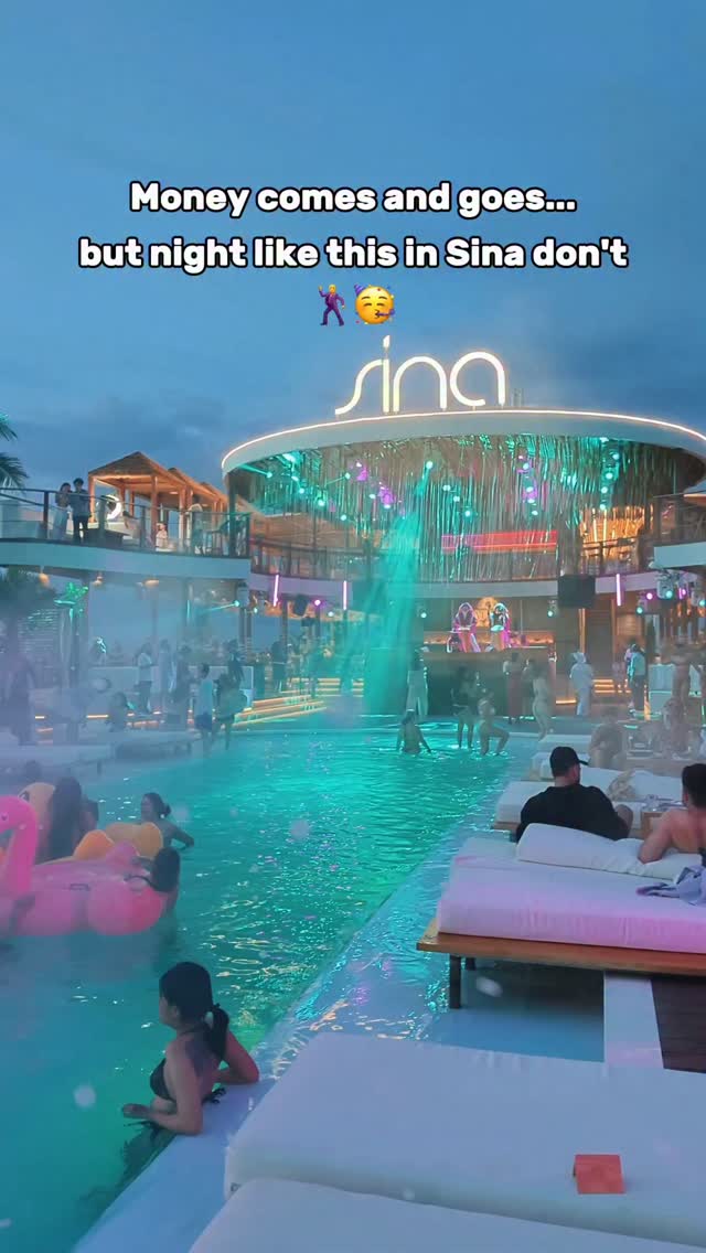 Sinar Bali Hotel Pool Party with DJ