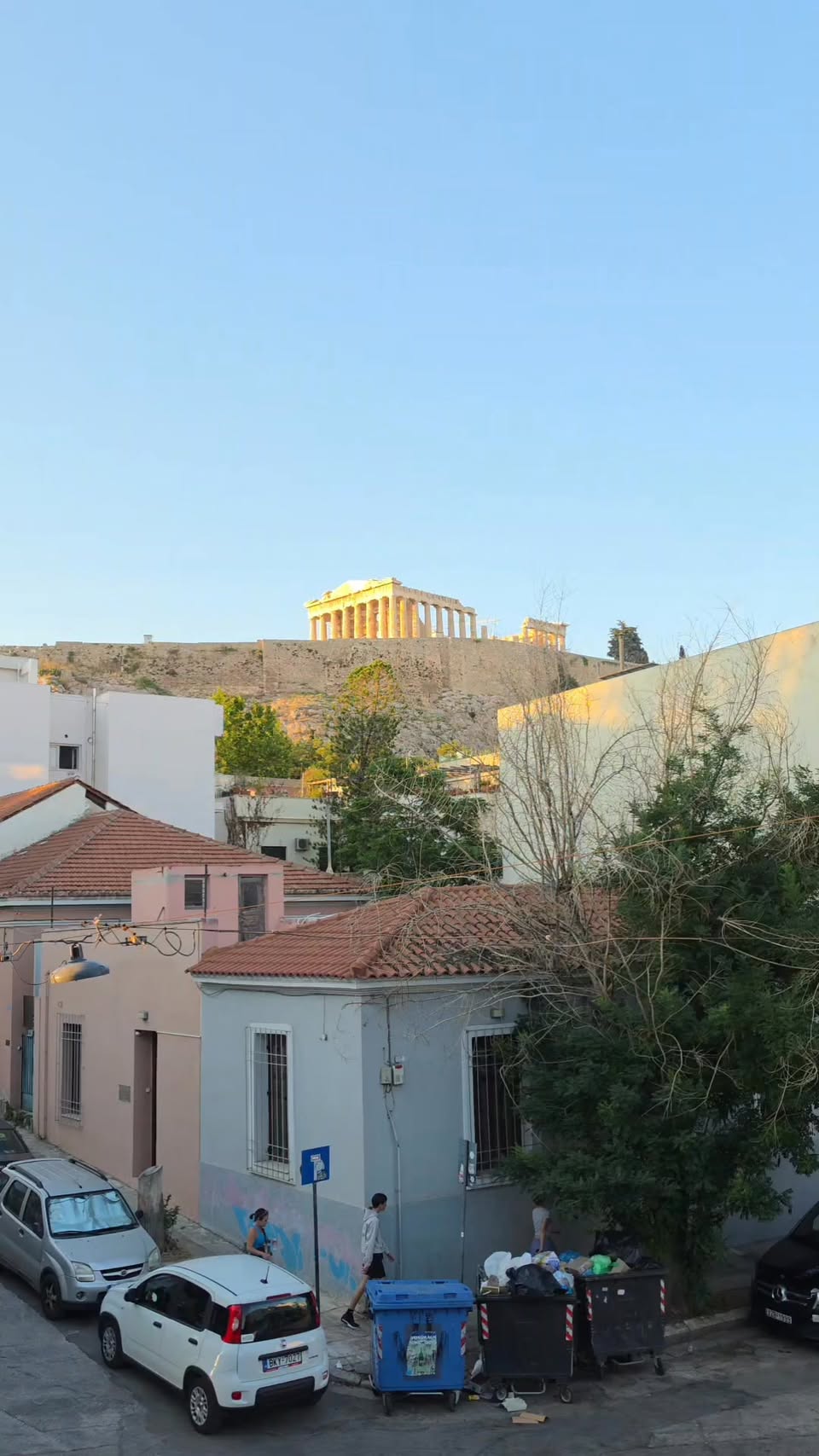 Dining with Views of the Acropolis Landmarks