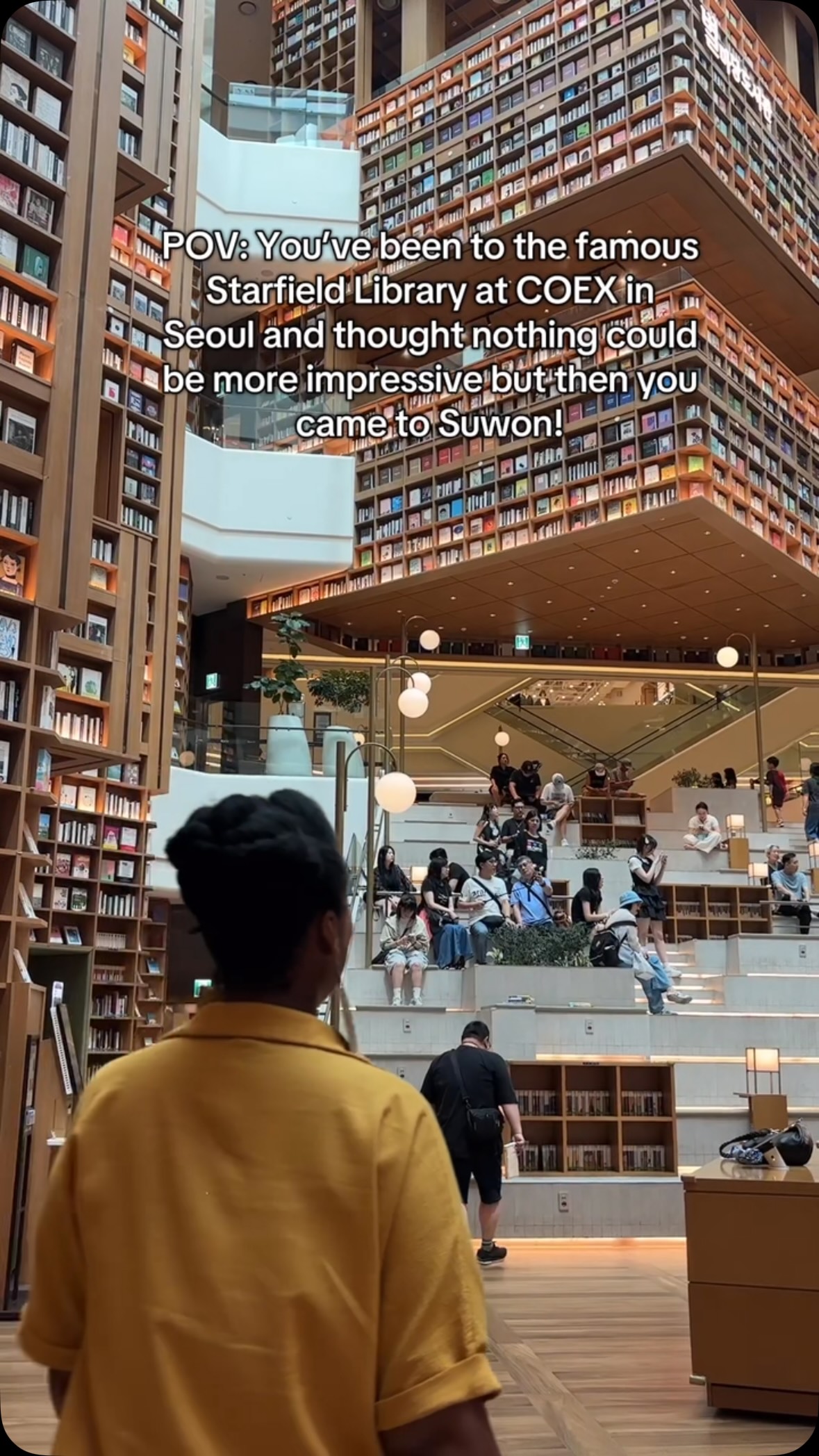 Starfield Libraries: Towering Bookshelves Across Malls