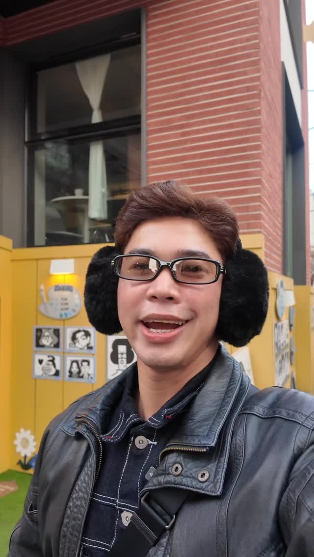 Eyewear Shopping at MUUT Seongsu Optical