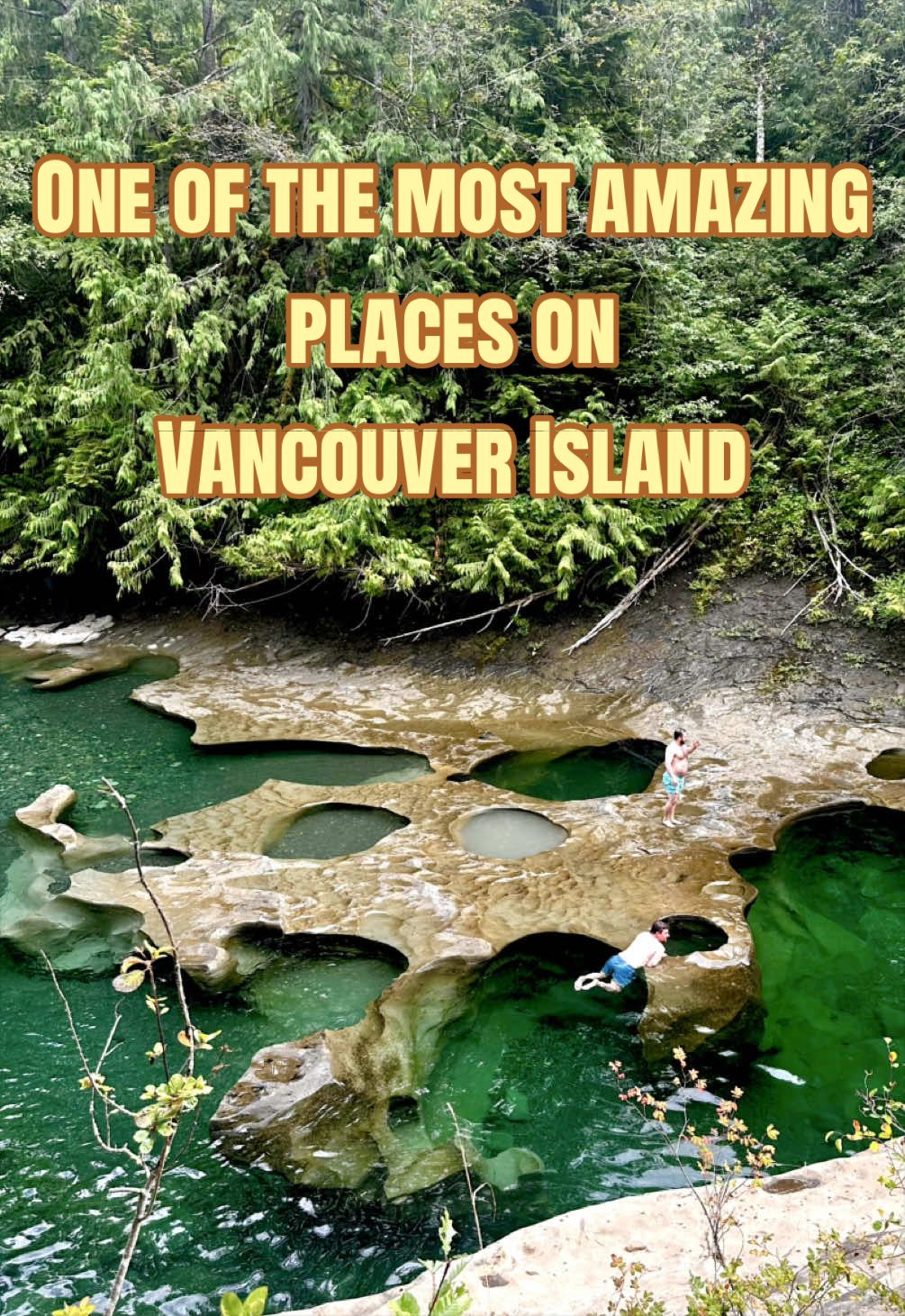 Oyster River Potholes: Clear Blue Swimming Spot