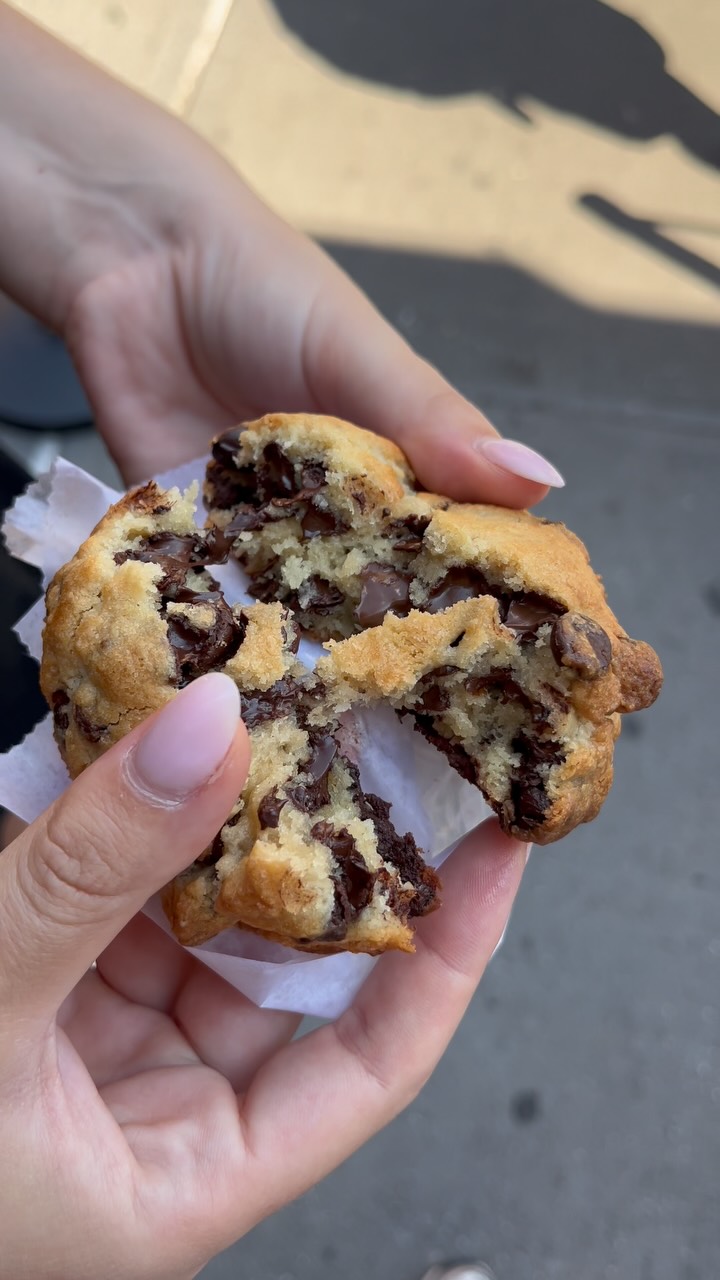 NYC Bakery Famous For Chocolate Chip Cookies