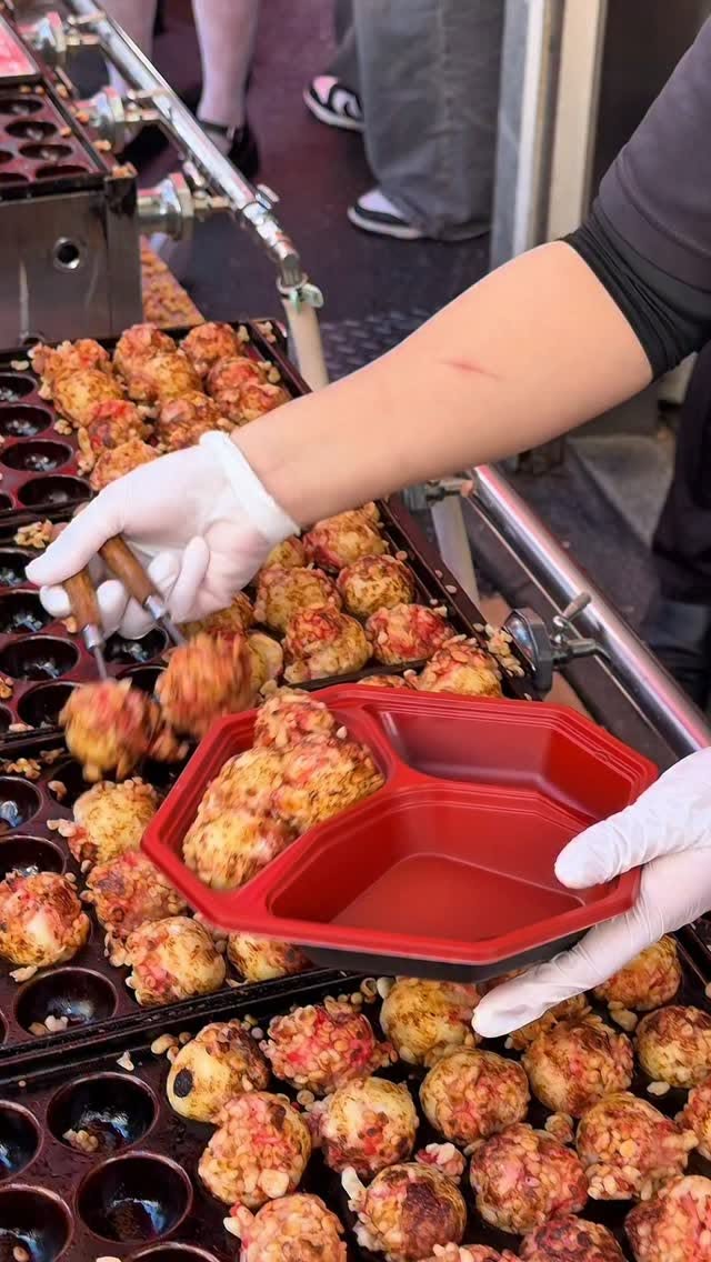 Dotonbori's Top Foodie Destinations
