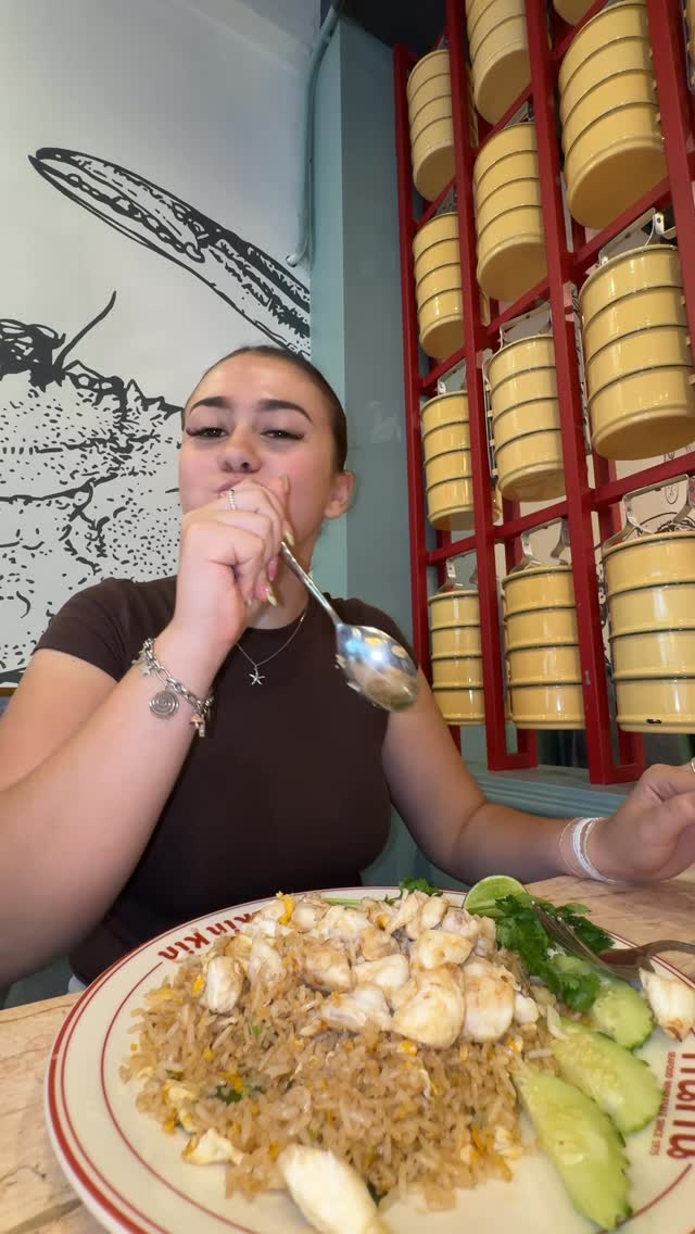 KINKIN Sukhumvit 47: Bangkok's Crab Fried Rice Destination