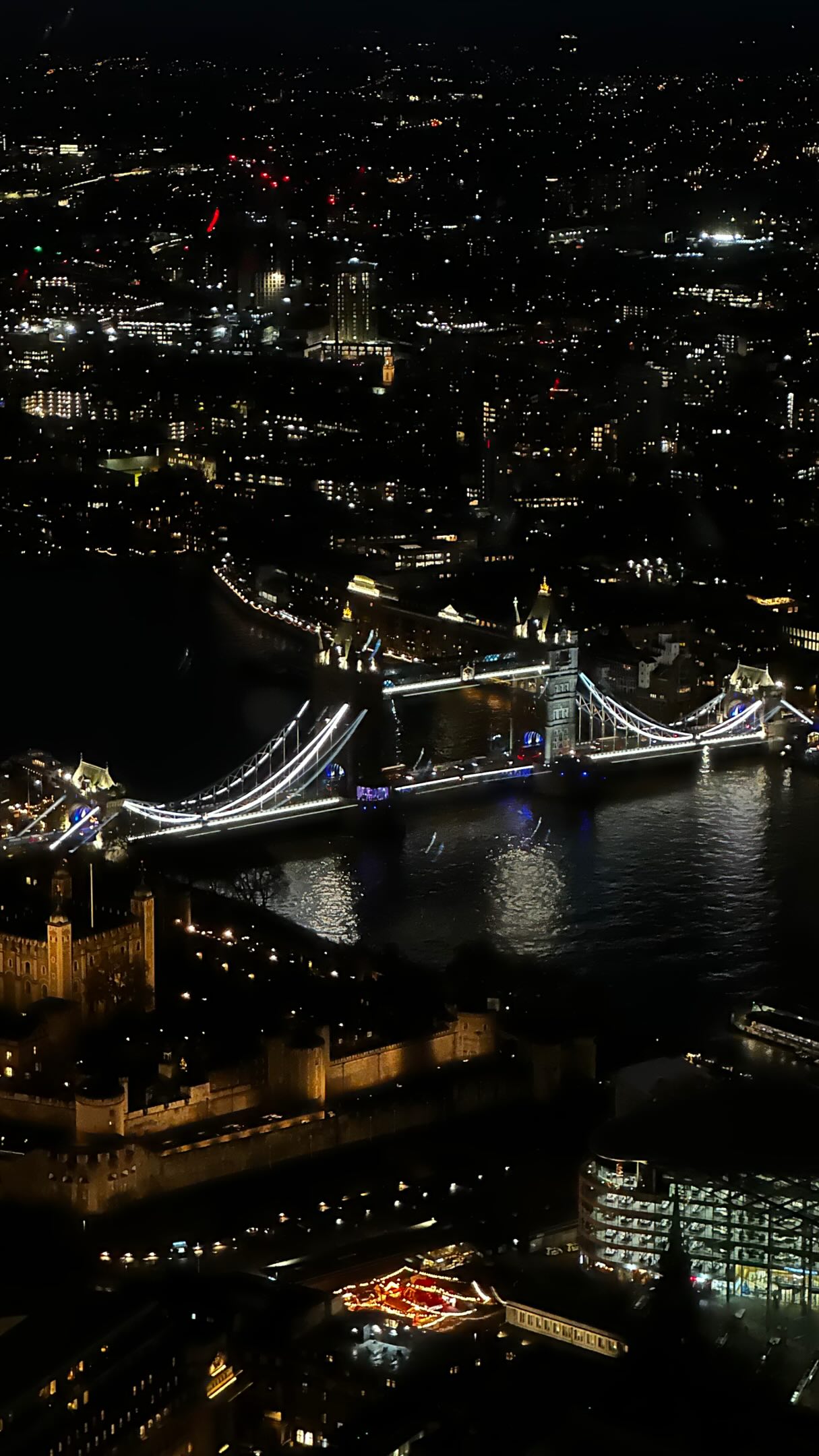 IFS Cloud Cable Car Offers Stunning London Views