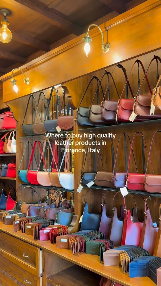 Florence Leather Goods at Bottega del Giglio