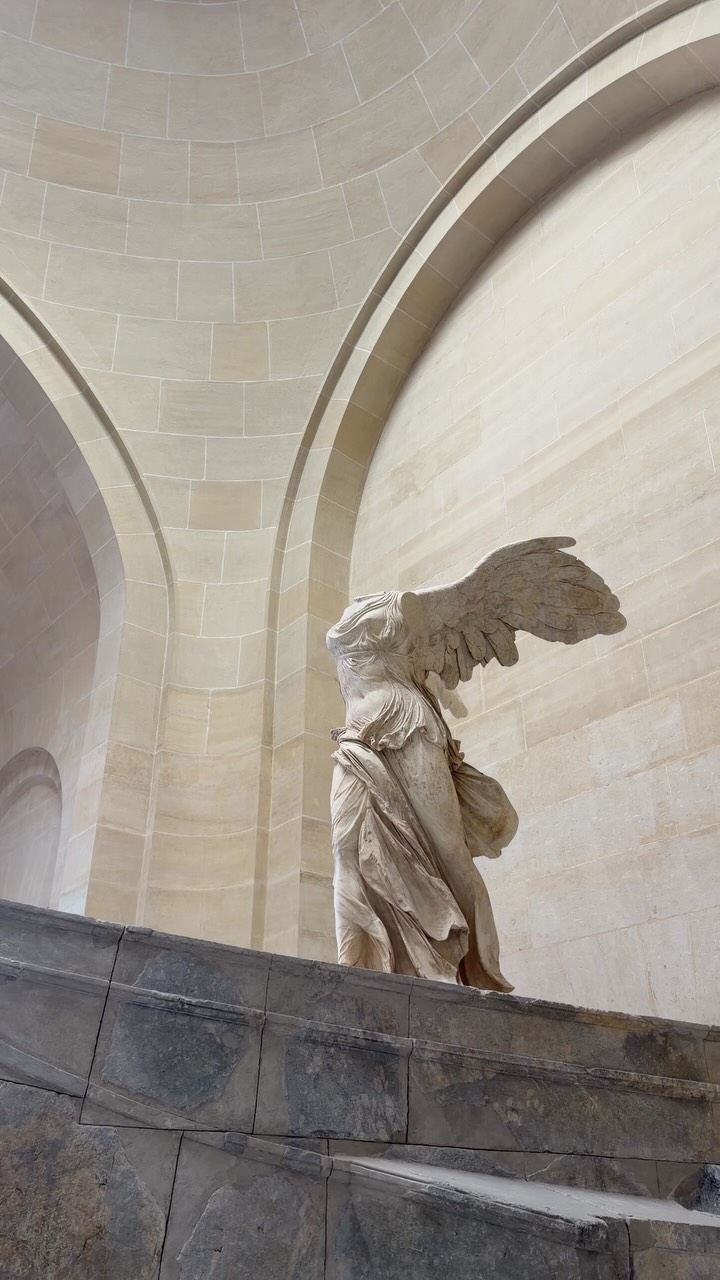 Louvre Museum Features Ancient Greek Statue of Victory