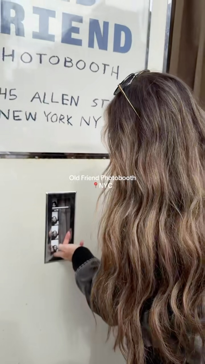 Vintage Photobooth Experience In New York City